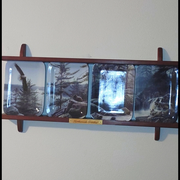 COPY - Collectible plate set of 4 - Picture 1 of 13